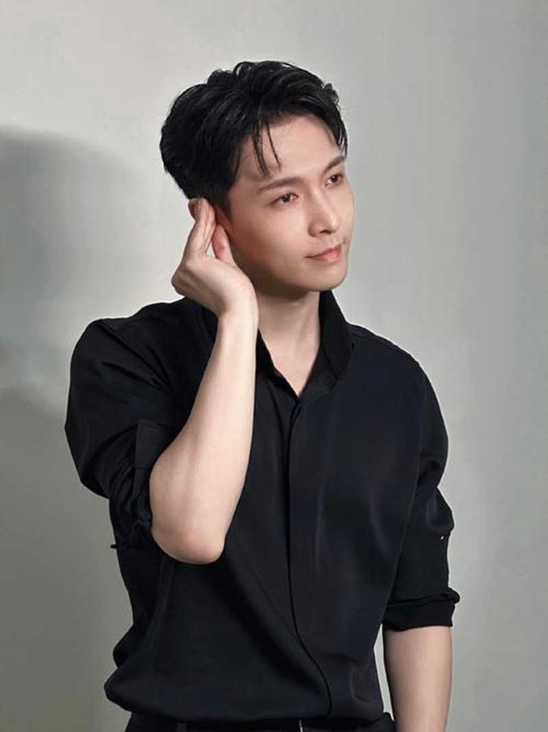 张艺兴